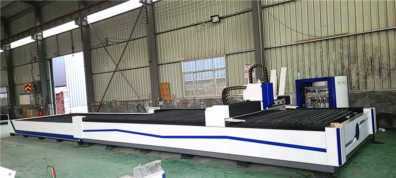 光纖激光切割機的應(yīng)用領(lǐng)域和原理介紹